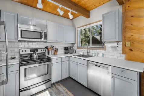 57550 Lark Lane Sunriver OR 97707