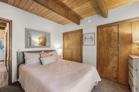 57550 Lark Lane Sunriver OR 97707