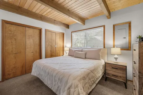 57550 Lark Lane Sunriver OR 97707