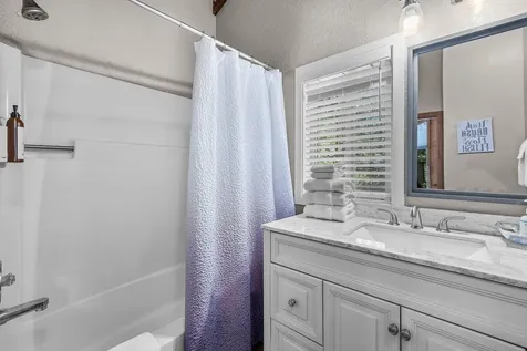 57550 Lark Lane Sunriver OR 97707
