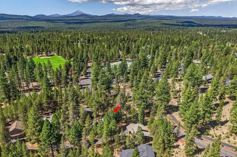57550 Lark Lane Sunriver OR 97707