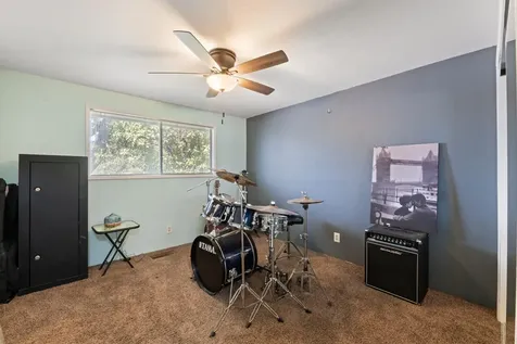 1536 Cambridge Circle Medford OR 97504