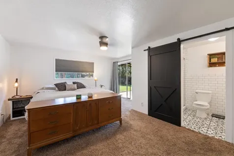 1536 Cambridge Circle Medford OR 97504