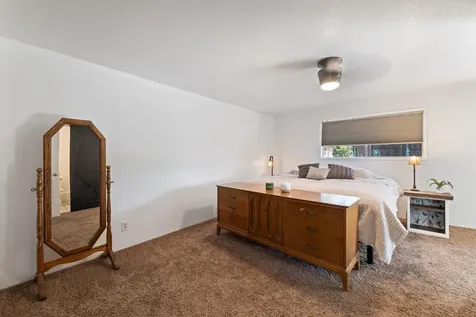 1536 Cambridge Circle Medford OR 97504