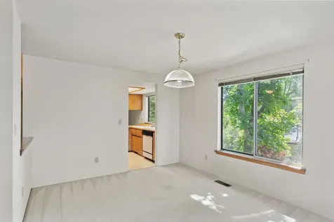 831 NE Piedmont Avenue Grants Pass OR 97526