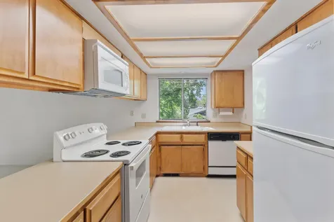 831 NE Piedmont Avenue Grants Pass OR 97526