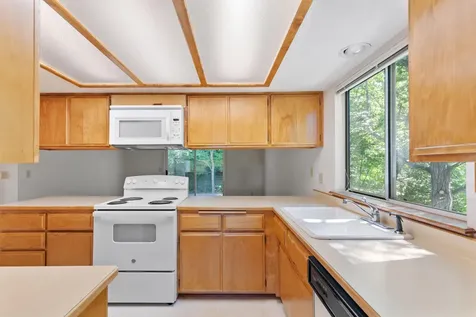 831 NE Piedmont Avenue Grants Pass OR 97526