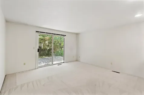 831 NE Piedmont Avenue Grants Pass OR 97526