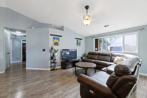 2749 Brae Drive Medford OR 97501