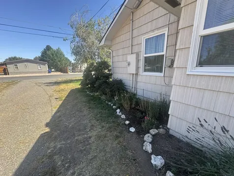 2615 SW 21st Street Redmond OR 97756