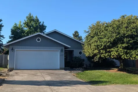 1781 Tanglewood Lane Medford OR 97501