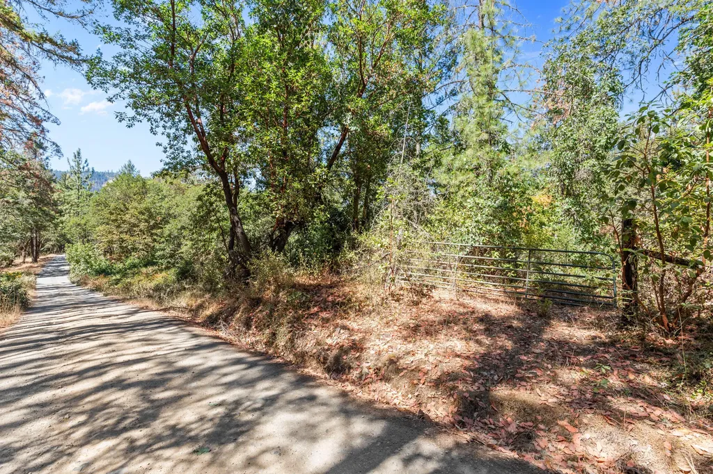 0 Hogan Road Applegate OR 97530