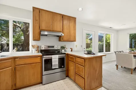 1365 Romeo Drive Ashland OR 97520