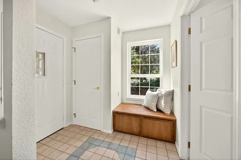 1365 Romeo Drive Ashland OR 97520
