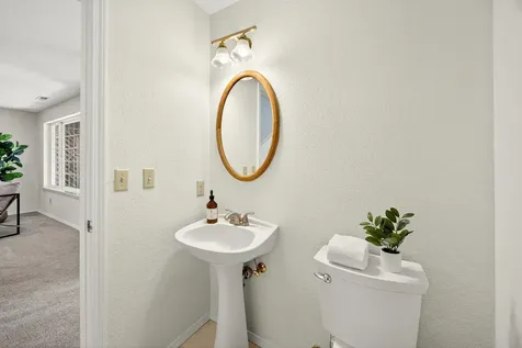 1365 Romeo Drive Ashland OR 97520