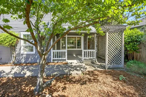 1365 Romeo Drive Ashland OR 97520