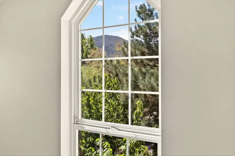 1365 Romeo Drive Ashland OR 97520