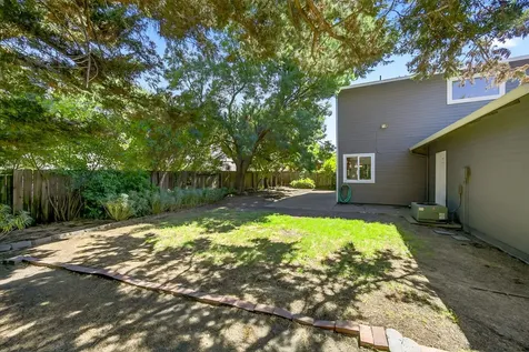 1365 Romeo Drive Ashland OR 97520