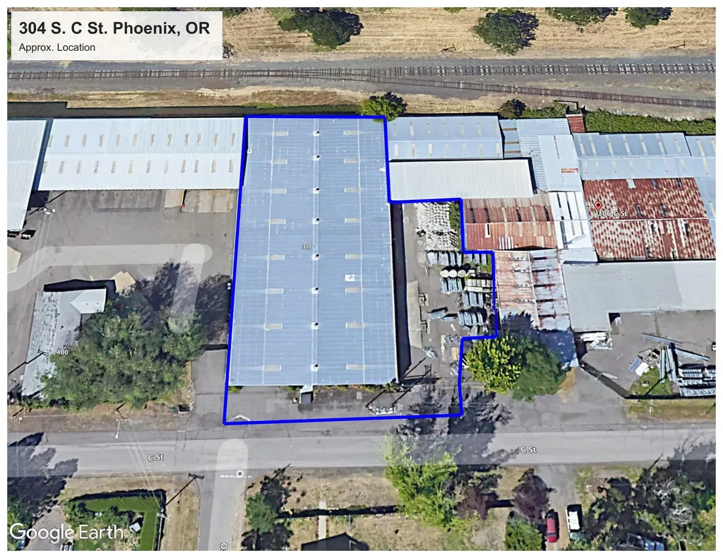 304 S C Street Phoenix OR 97535