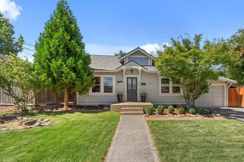 708 S Peach Street Medford OR 97501