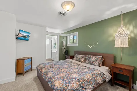 708 S Peach Street Medford OR 97501
