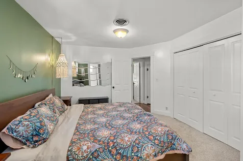 708 S Peach Street Medford OR 97501
