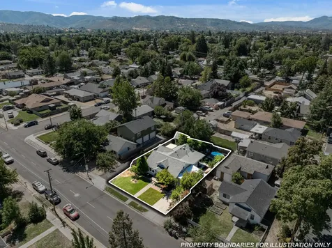708 S Peach Street Medford OR 97501