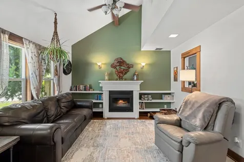 708 S Peach Street Medford OR 97501