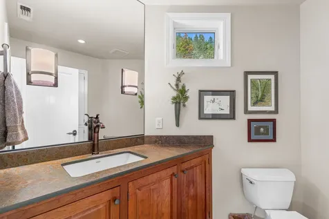 2742 Birdseye Creek Road Gold Hill OR 97525