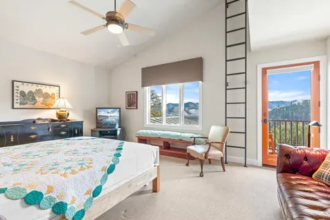 2742 Birdseye Creek Road Gold Hill OR 97525