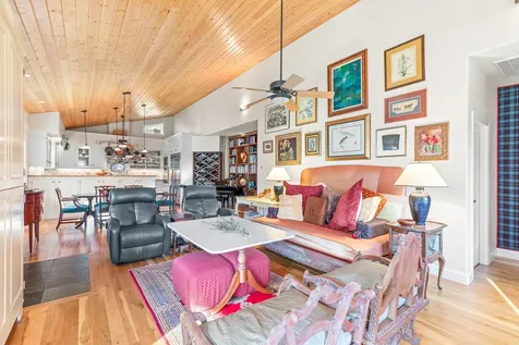 2742 Birdseye Creek Road Gold Hill OR 97525