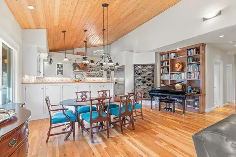 2742 Birdseye Creek Road Gold Hill OR 97525