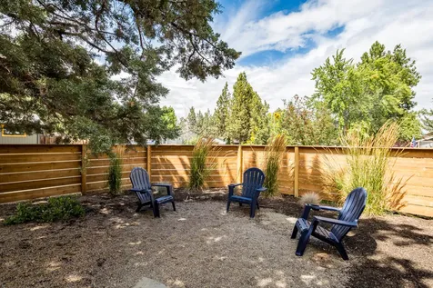 742 SE Sun Lane Bend OR 97702