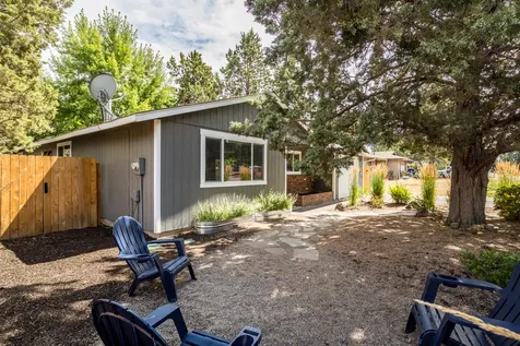 742 SE Sun Lane Bend OR 97702