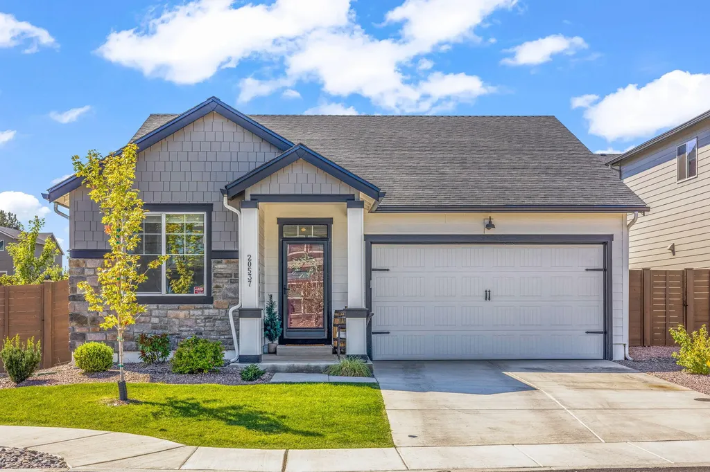 20537 SE Byron Avenue Bend OR 97702