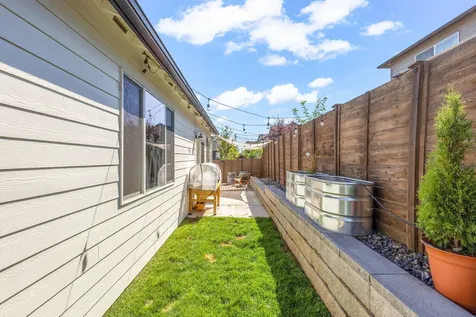 20537 SE Byron Avenue Bend OR 97702