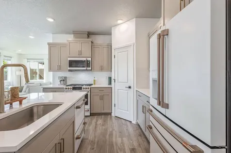 20537 SE Byron Avenue Bend OR 97702