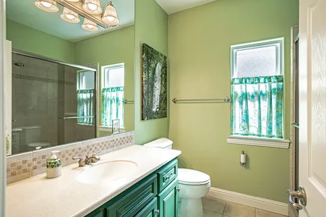 203 Bellerive Drive Eagle Point OR 97524