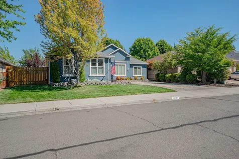 203 Bellerive Drive Eagle Point OR 97524