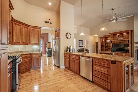 203 Bellerive Drive Eagle Point OR 97524