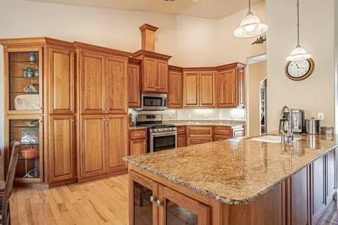 203 Bellerive Drive Eagle Point OR 97524