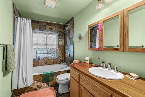 785 Crow Road Merlin OR 97532