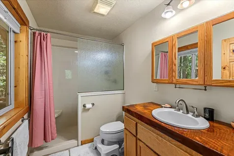 785 Crow Road Merlin OR 97532