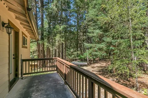 785 Crow Road Merlin OR 97532