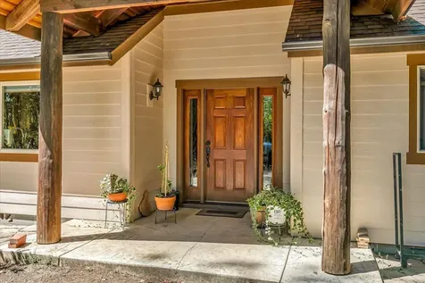 785 Crow Road Merlin OR 97532