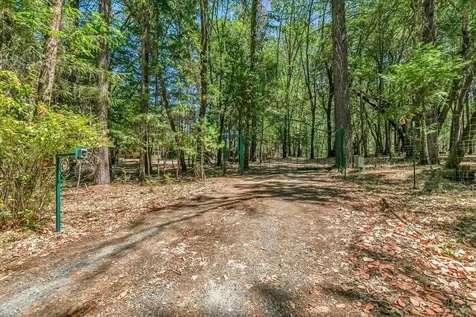 785 Crow Road Merlin OR 97532