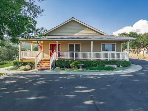 60 Wedgewood Drive Eagle Point OR 97524