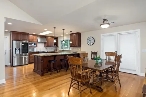 60 Wedgewood Drive Eagle Point OR 97524