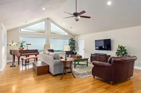 60 Wedgewood Drive Eagle Point OR 97524