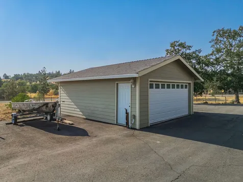 60 Wedgewood Drive Eagle Point OR 97524